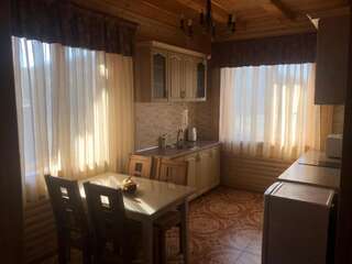 Дома для отпуска Solnce Karpat Поляна Коттедж с видом на горы-54